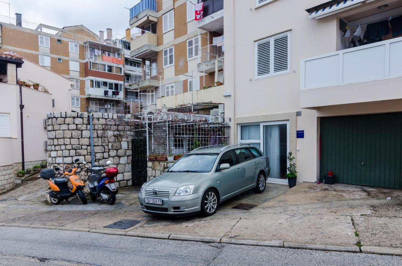 Apartment City Getaway Ragusa Esterno foto